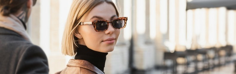 Cele mai  noi tendințe în materie de ochelari de soare în 2024