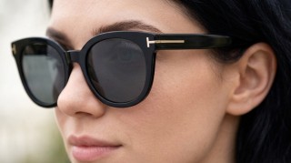 Tom Ford Moira FT1109 01D 53 Imagine generată